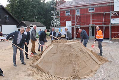 Firma Pfau zieht von Römerberg nach Haßloch - Spatenstich